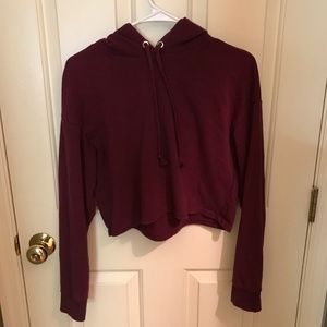 H&M Maroon Cropped Sweatshirt Size Small
